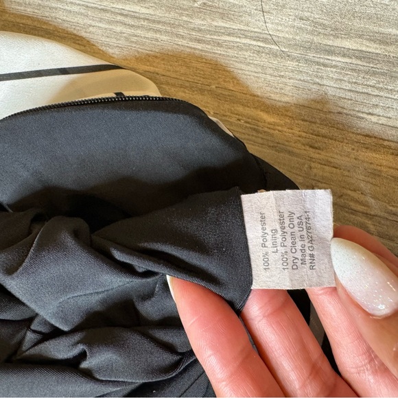 ANTHROPOLOGIE  EVA FRANCO Pleated Skirt Black & White Size 6 - Picture 7 of 10